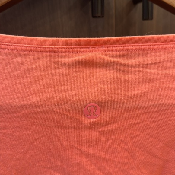 Lululemon peach women’s T-shirt size 8 - Picture 6 of 6
